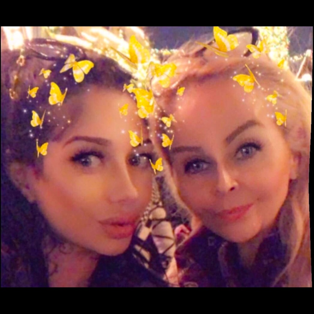 Meet your Posher, Deanna